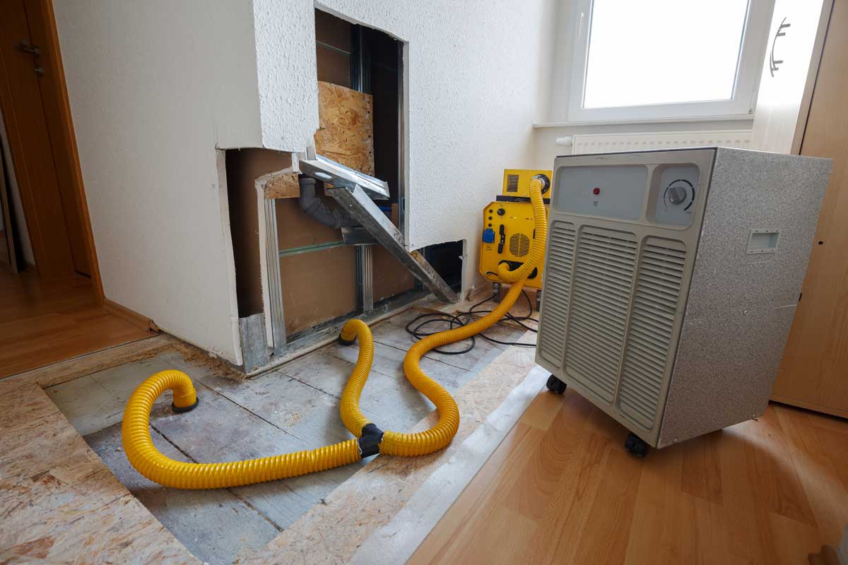 Emergency Water Extraction & Restoration